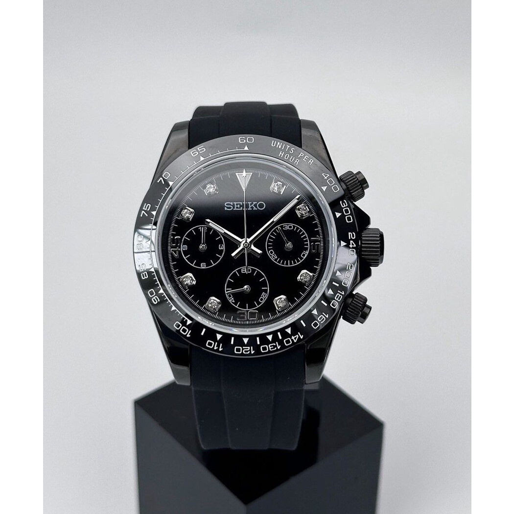 Custom Seiko Mod • Glossy Black Diamond Daytona (Quartz Chronograph) • 39.5mm